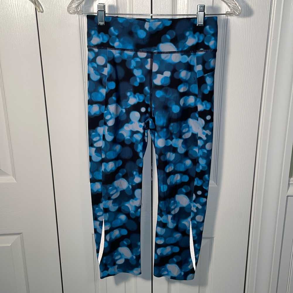 Sweaty Betty x Model Fit Blue Crop Leggings Small EUC